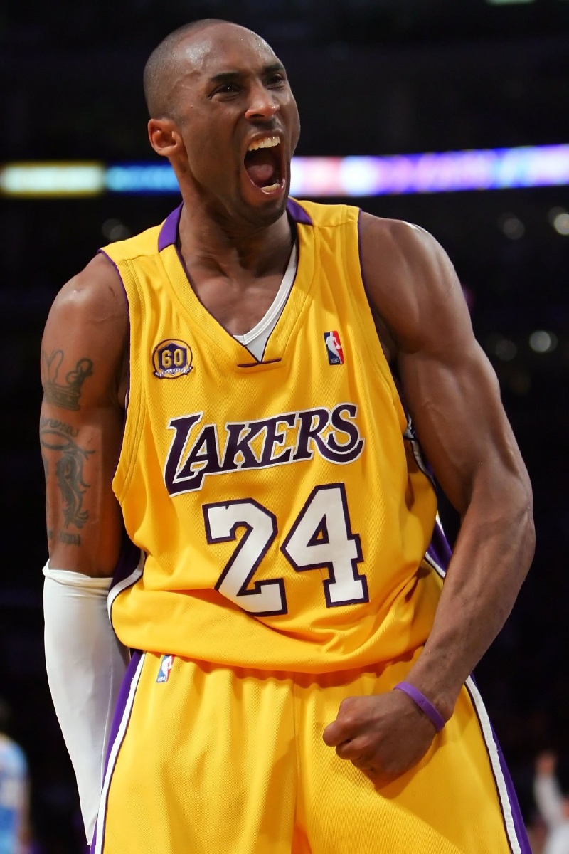 篮球比赛如何避免疲劳崩盘？（如何在篮球比赛中避免体能崩溃？）