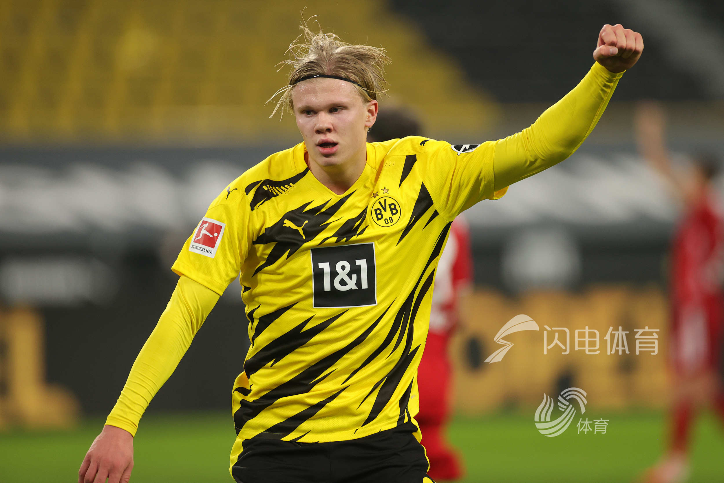 尹鸿博：明天是我生涯最后一场中超，因伤不得不做出退役选择