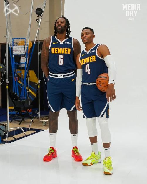 足球英足总发布最新处罚名单，多名球员受罚（英足总发布最新纪律通告，多名球员遭处罚）