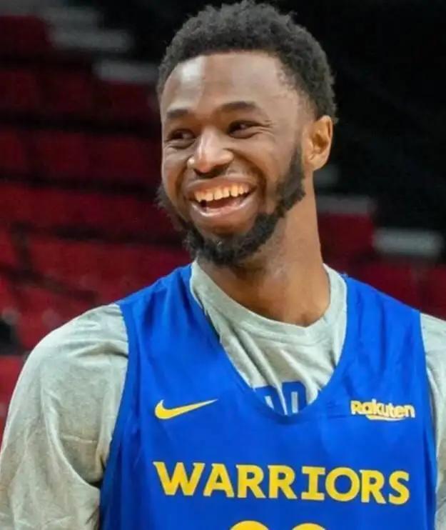 世体：伊纳西奥完成续约后，巴萨的引进希望变得渺茫（世体：伊纳西奥续约落定，巴萨引进前景黯淡）